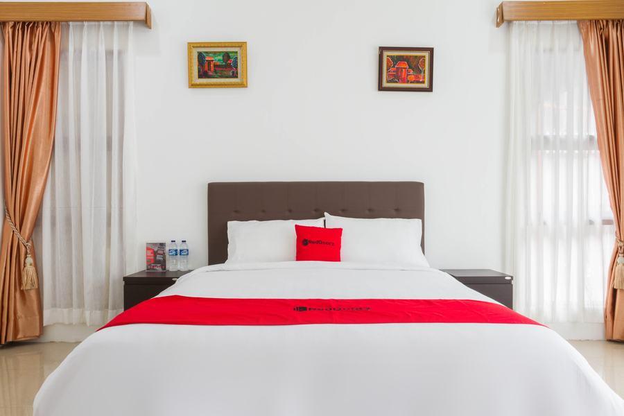 Reddoorz Near Jatinangor Town Square Hotel Kültér fotó