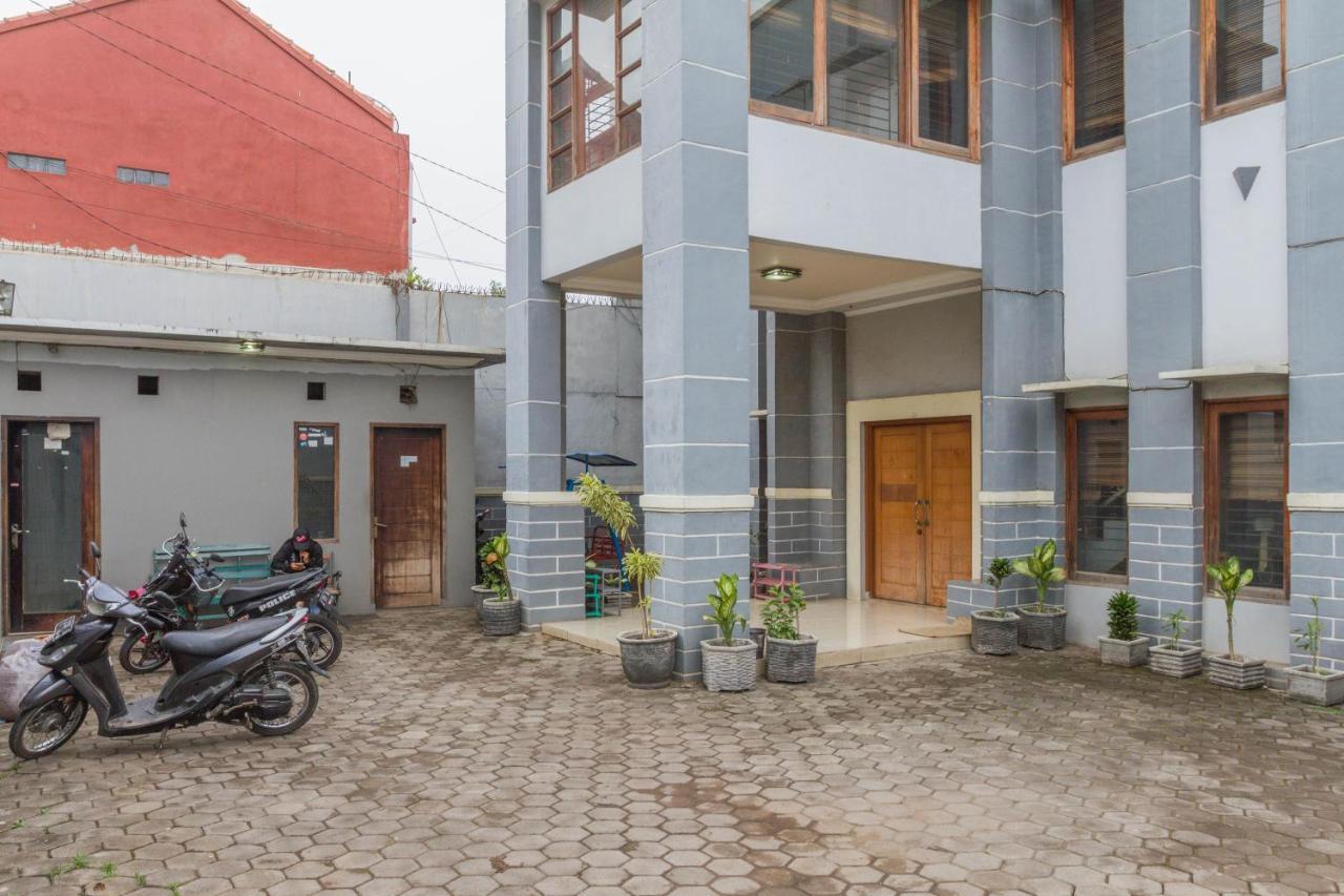 Reddoorz Near Jatinangor Town Square Hotel Kültér fotó