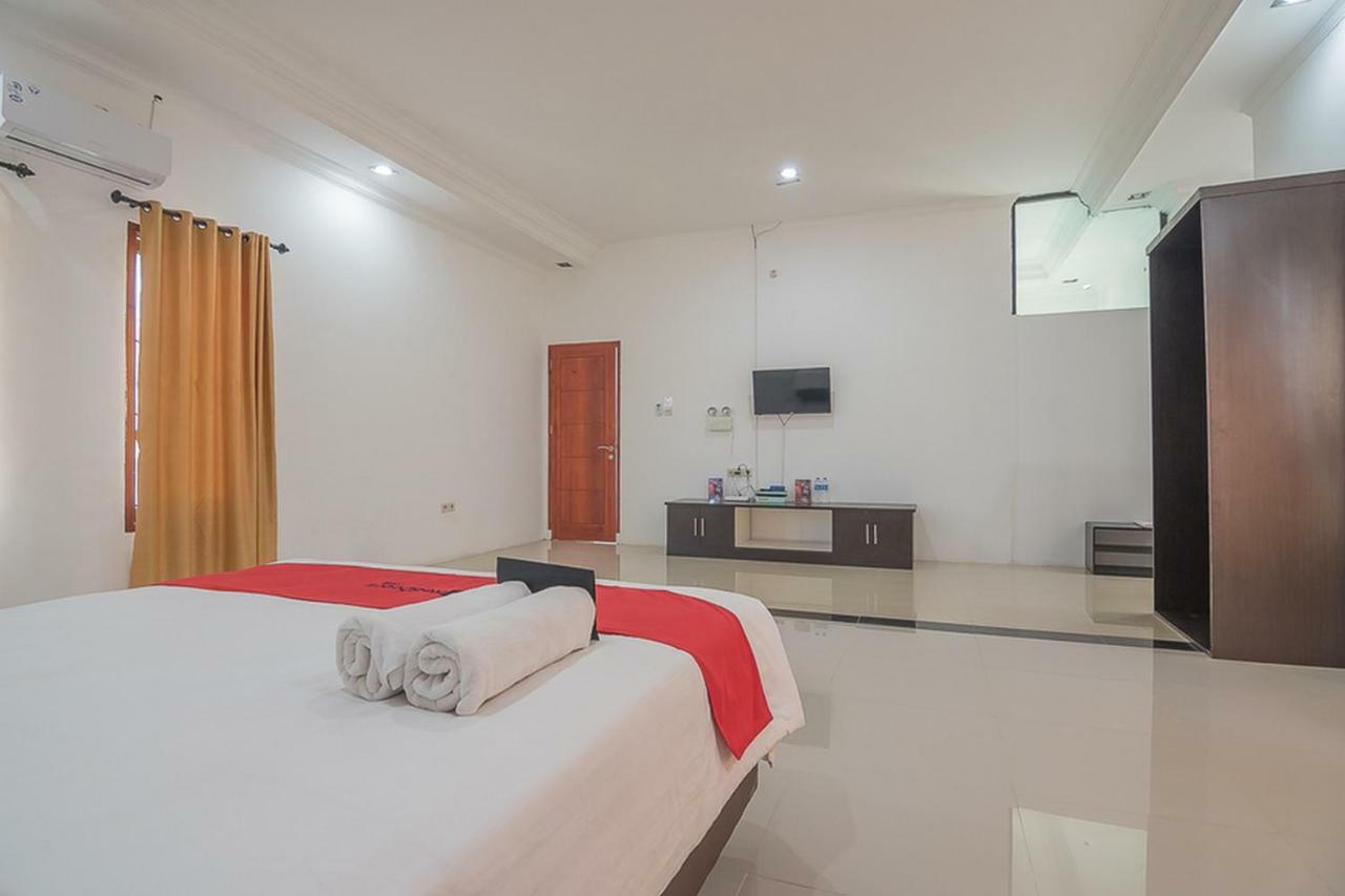 Reddoorz Near Jatinangor Town Square Hotel Kültér fotó
